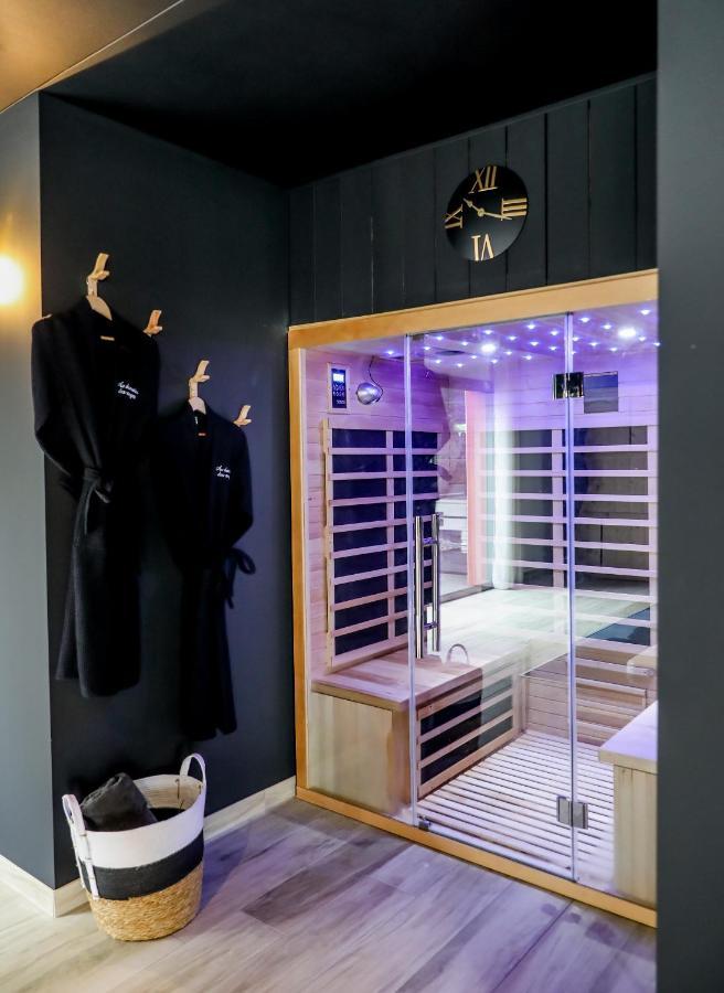 Holiday home Au Domaine Des Anges Avec Jacuzzi Privatif Dans La