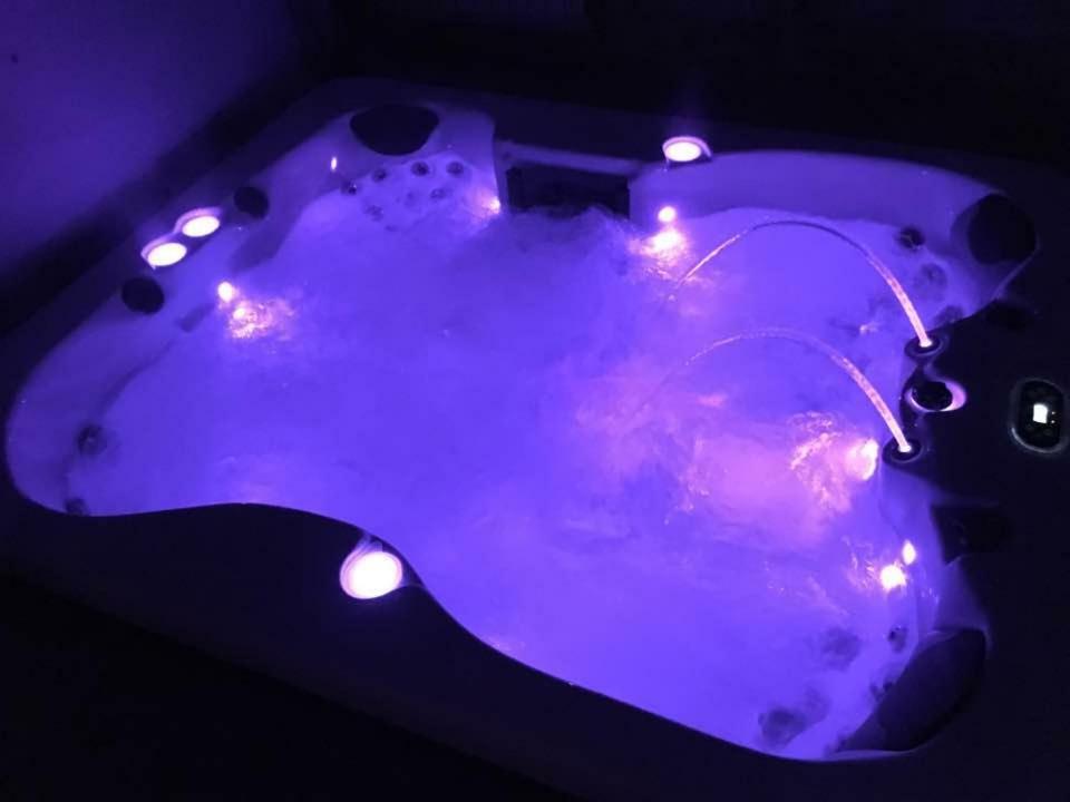 Holiday home Au Domaine Des Anges Avec Jacuzzi Privatif Dans La