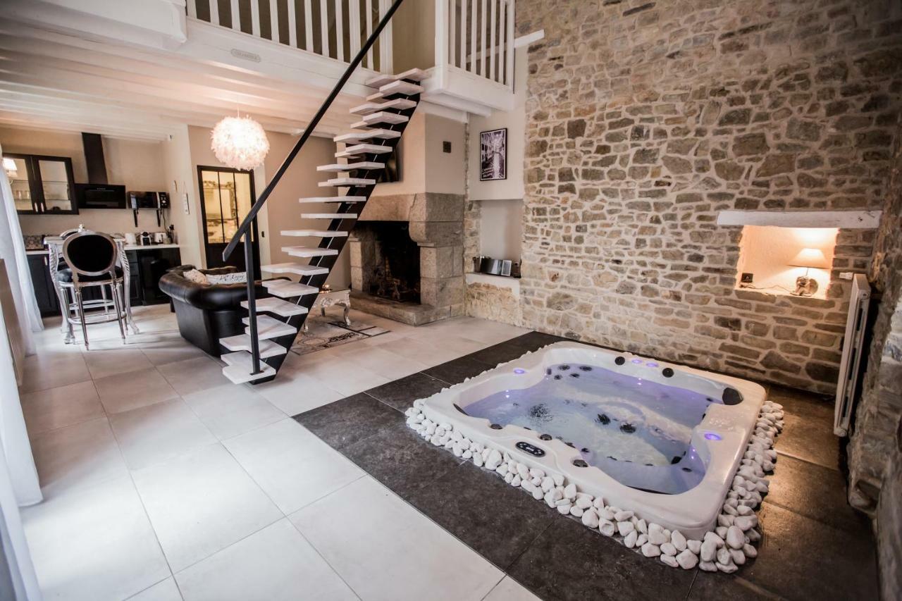 Au Domaine Des Anges Avec Jacuzzi Privatif Dans La * Bain-de-Bretagne